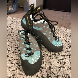 La Sportiva Tarantulace Rock Climbing Shoes Mens size 6 womens 7